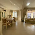 Jardin 컨트리하우스 오데사